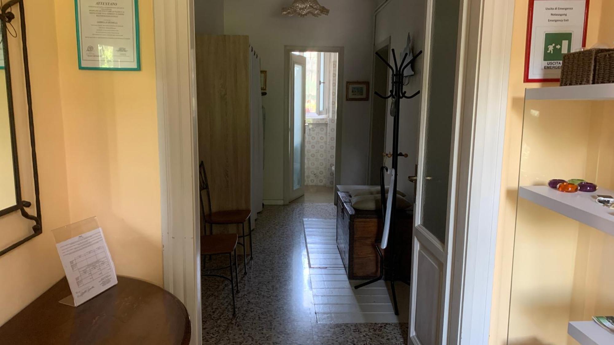 Appartamento Villa Margherita เดเซนซาโนเดลการ์ดา ภายนอก รูปภาพ